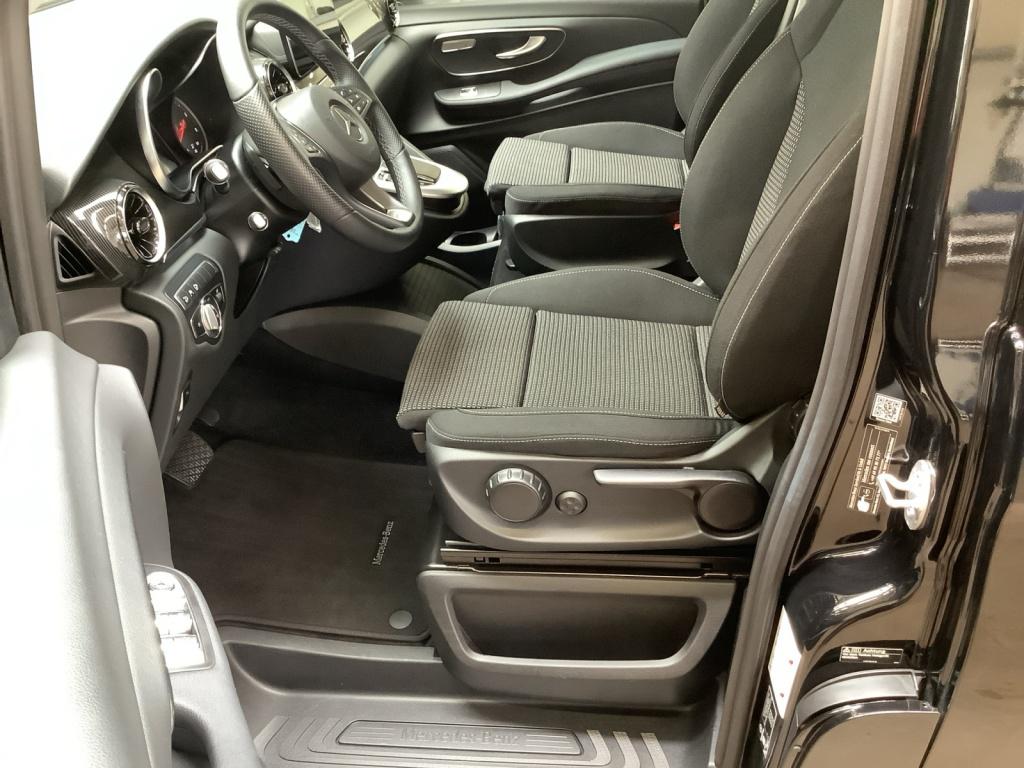 Mercedes-Benz V 300 d extralang 4 Matic AIRMATIC/Distronic Mercedes-Benz V 300 d extralang 4 Matic AIRMATIC/Distronic