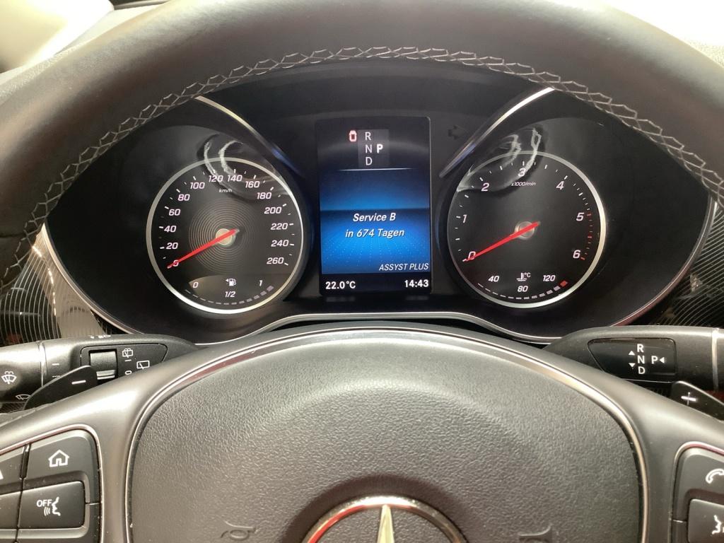 Mercedes-Benz V 300 d extralang 4 Matic AIRMATIC/Distronic Mercedes-Benz V 300 d extralang 4 Matic AIRMATIC/Distronic