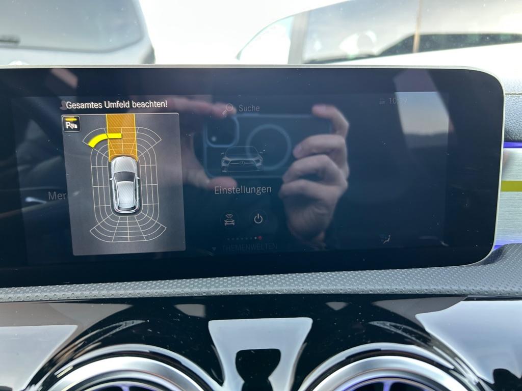 Mercedes-Benz A 250 AMG/Night/Edition 1/Multibeam/Burmester/ Mercedes-Benz A 250 AMG/Night/Edition 1/Multibeam/Burmester/