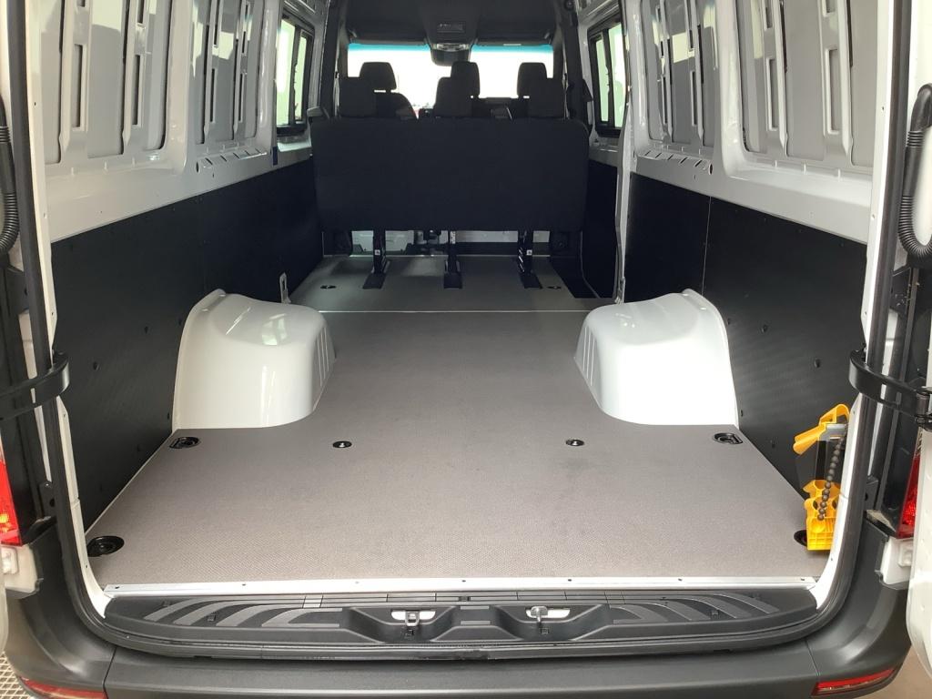 Mercedes-Benz Sprinter 517CDI Mixto Maxi Automatik/MBUX/Klima Mercedes-Benz Sprinter 517CDI Mixto Maxi Automatik/MBUX/Klima