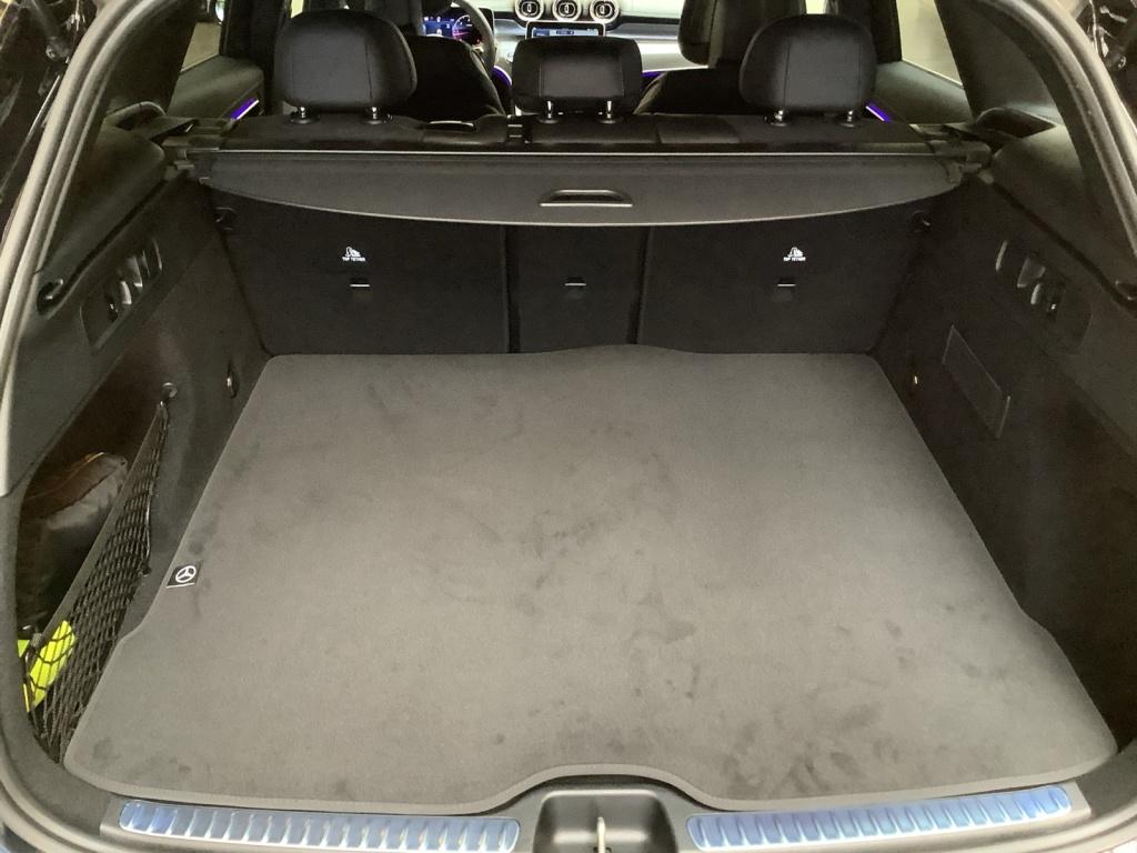 Mercedes-Benz GLC 220 d 4MATIC AMG+19+DIGITAL LIGHT+PARK-PAK. Mercedes-Benz GLC 220 d 4MATIC AMG+19+DIGITAL LIGHT+PARK-PAK.