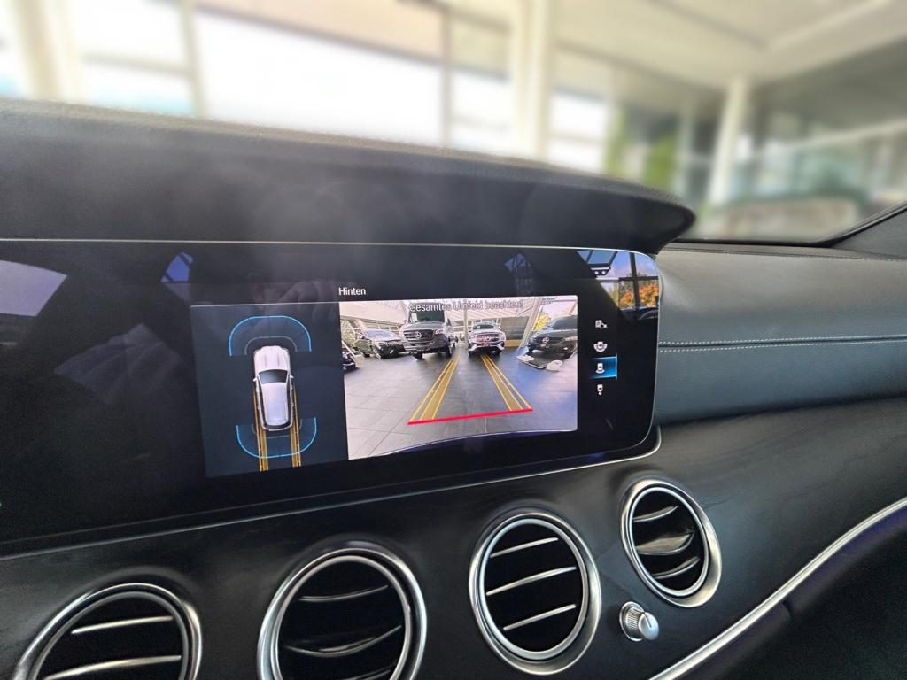 Mercedes-Benz E 300 de 4M T AMG/9G/LED/Kamera/Distronic/AHK/ Mercedes-Benz E 300 de 4M T AMG/9G/LED/Kamera/Distronic/AHK/