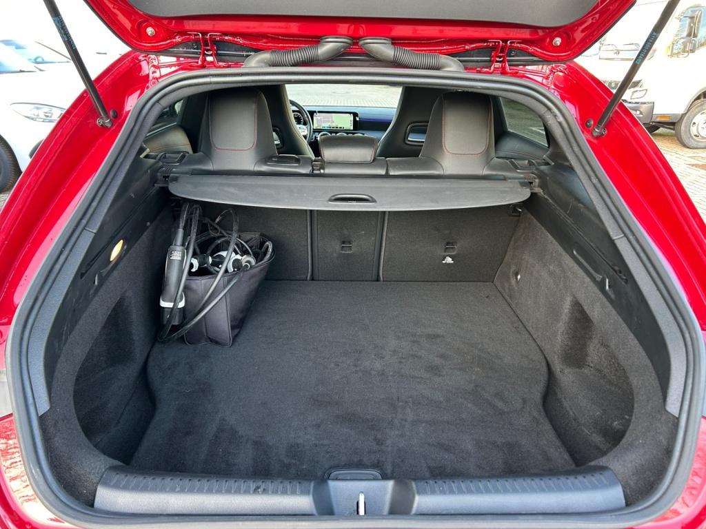 Mercedes-Benz CLA 250 e Shooting Brake AMG, Night Paket Mercedes-Benz CLA 250 e Shooting Brake AMG, Night Paket