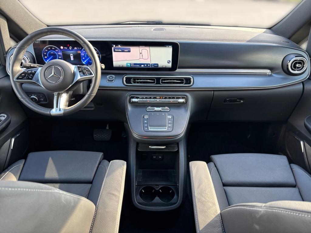 Mercedes-Benz EQV 300 AVANTGARDE AIRMATIC+LEDER Mercedes-Benz EQV 300 AVANTGARDE AIRMATIC+LEDER