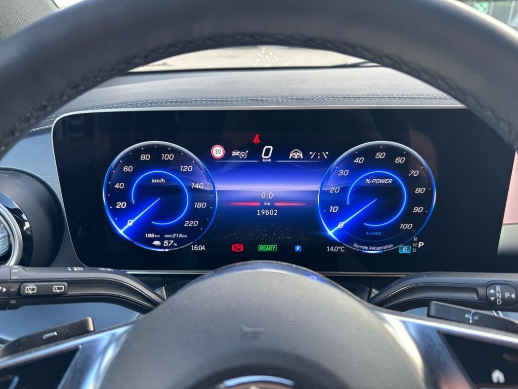 Mercedes-Benz EQV 300 AVANTGARDE AIRMATIC+LEDER Mercedes-Benz EQV 300 AVANTGARDE AIRMATIC+LEDER