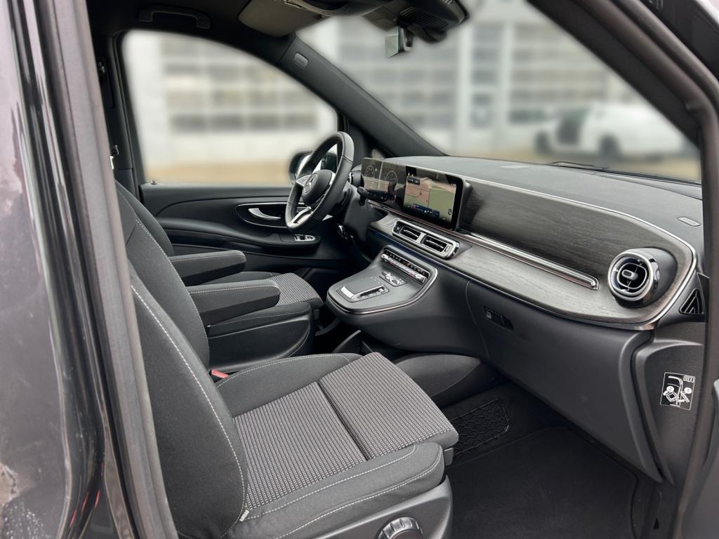 Mercedes-Benz V 300 d 4MATIC STYLE LIEGE+AIRMATIC+STHZG+LED+AHK Mercedes-Benz V 300 d 4MATIC STYLE LIEGE+AIRMATIC+STHZG+LED+AHK