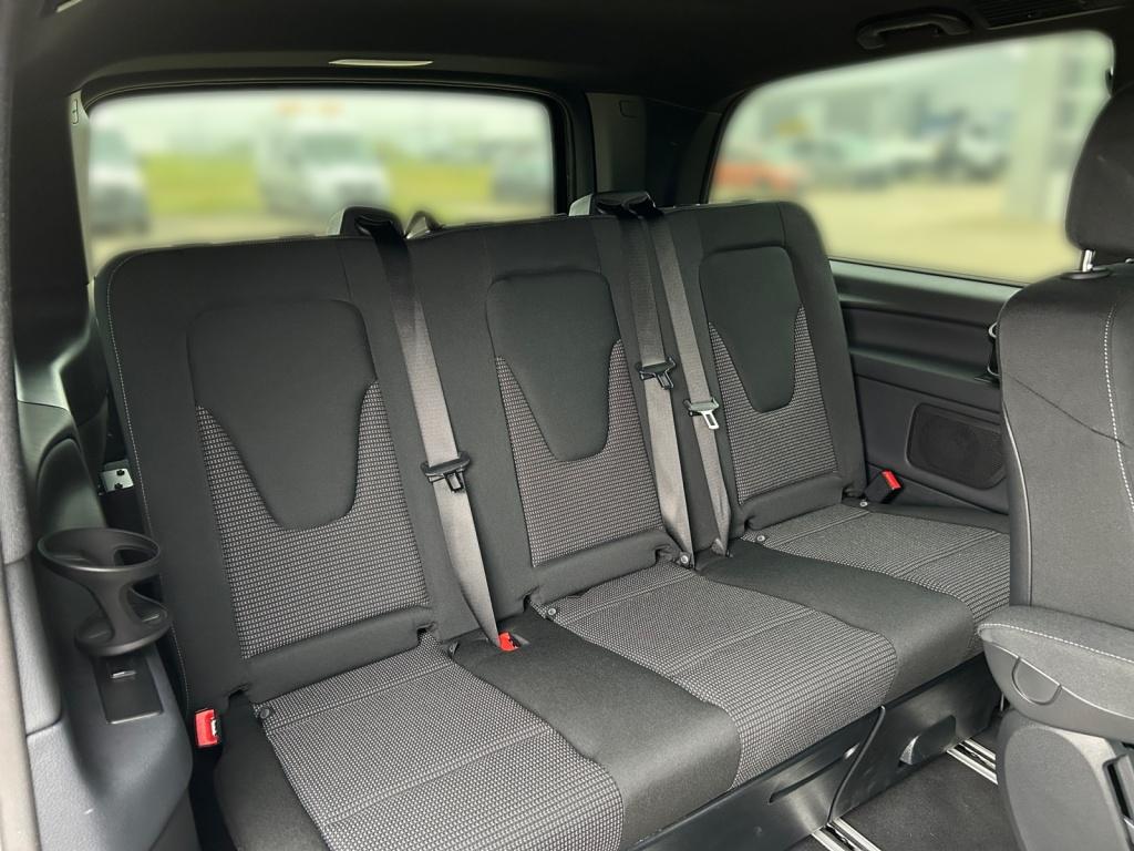 Mercedes-Benz V 300 d 4MATIC STYLE LIEGE+AIRMATIC+STHZG+LED+AHK Mercedes-Benz V 300 d 4MATIC STYLE LIEGE+AIRMATIC+STHZG+LED+AHK