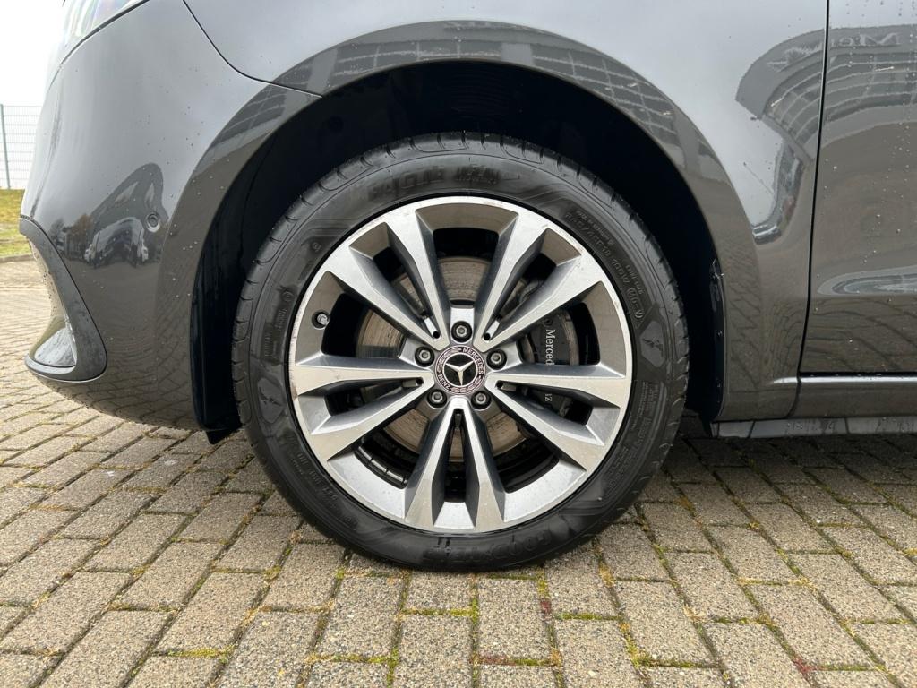 Mercedes-Benz V 300 d 4MATIC STYLE LIEGE+AIRMATIC+STHZG+LED+AHK Mercedes-Benz V 300 d 4MATIC STYLE LIEGE+AIRMATIC+STHZG+LED+AHK