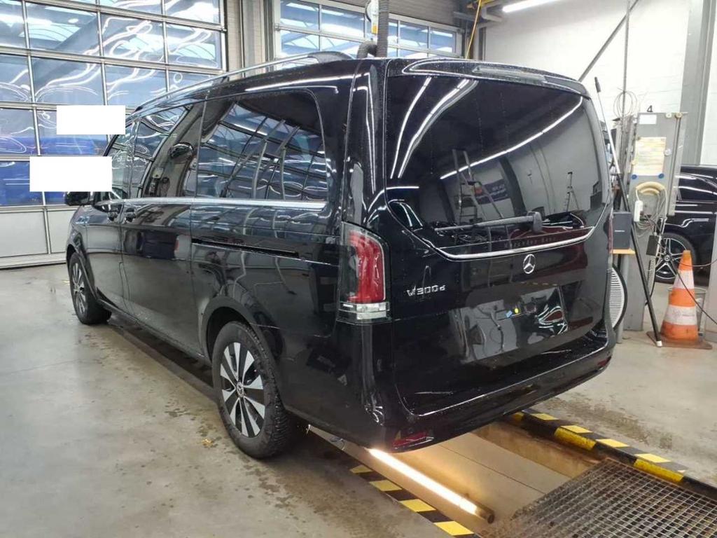 Mercedes-Benz V 300 d AVANTGARDE Lang STHZG+LED+AHK+NAVI+DISTR Mercedes-Benz V 300 d AVANTGARDE Lang STHZG+LED+AHK+NAVI+DISTR