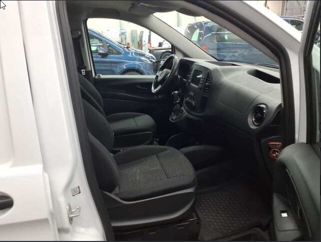 Mercedes-Benz Vito 110 CDI Kasten Pro Regalsysteme Klima+Kamera Mercedes-Benz Vito 110 CDI Kasten Pro Regalsysteme Klima+Kamera