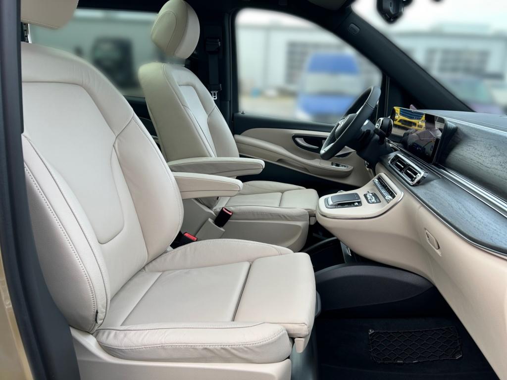 Mercedes-Benz V 300 d 4MATIC AVANTGARDE AMG VOLLAUSSTATTUNG Mercedes-Benz V 300 d 4MATIC AVANTGARDE AMG VOLLAUSSTATTUNG