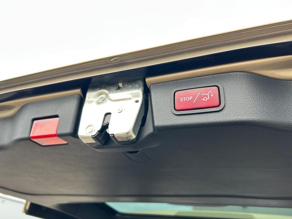 Mercedes-Benz V 300 d 4MATIC AVANTGARDE AMG VOLLAUSSTATTUNG Mercedes-Benz V 300 d 4MATIC AVANTGARDE AMG VOLLAUSSTATTUNG