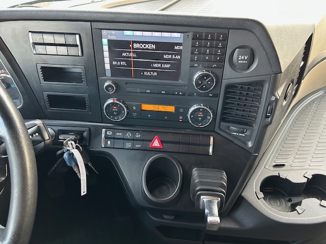 Mercedes-Benz Actros 1851 LS 4x2 BigSpace Schubboden und Kipphydraulik Mercedes-Benz Actros 1851 LS 4x2 BigSpace Schubboden und Kipphydraulik