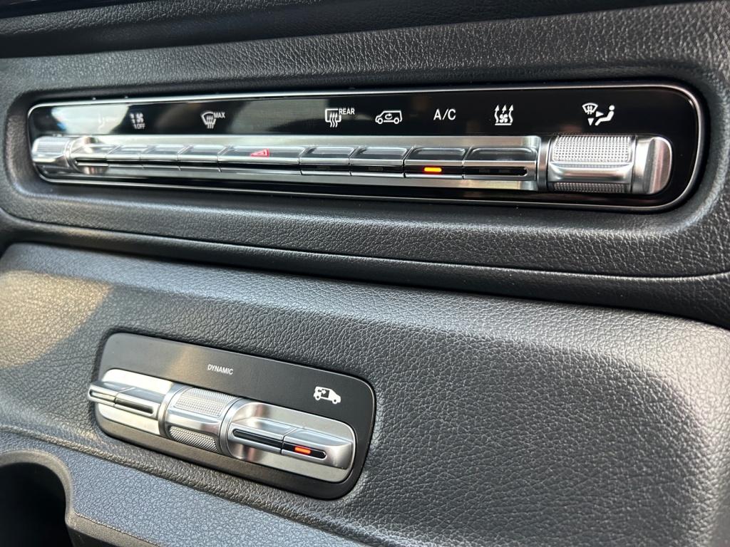 Mercedes-Benz Vito 124 CDI Mixto Kompakt NEUES MODELL STHZG+LED+AHK Mercedes-Benz Vito 124 CDI Mixto Kompakt NEUES MODELL STHZG+LED+AHK