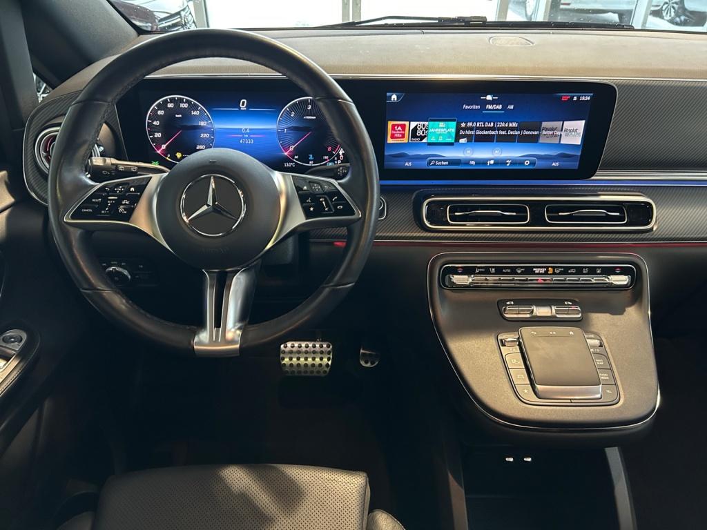 Mercedes-Benz V 300 d AVANTGARDE AMG PANO+STHZG+AHK+TISCH Mercedes-Benz V 300 d AVANTGARDE AMG PANO+STHZG+AHK+TISCH