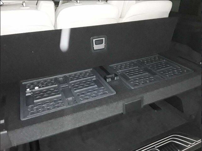 Mercedes-Benz V 300 d 4MATIC AVANTGARDE AMG Top Ausstattung Mercedes-Benz V 300 d 4MATIC AVANTGARDE AMG Top Ausstattung