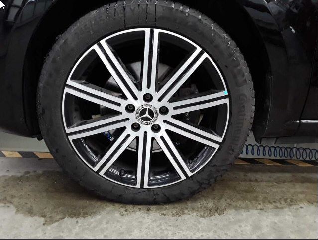 Mercedes-Benz V 300 d EDITION Lang AIRMATIC+DISTR+LED+AHK Mercedes-Benz V 300 d EDITION Lang AIRMATIC+DISTR+LED+AHK