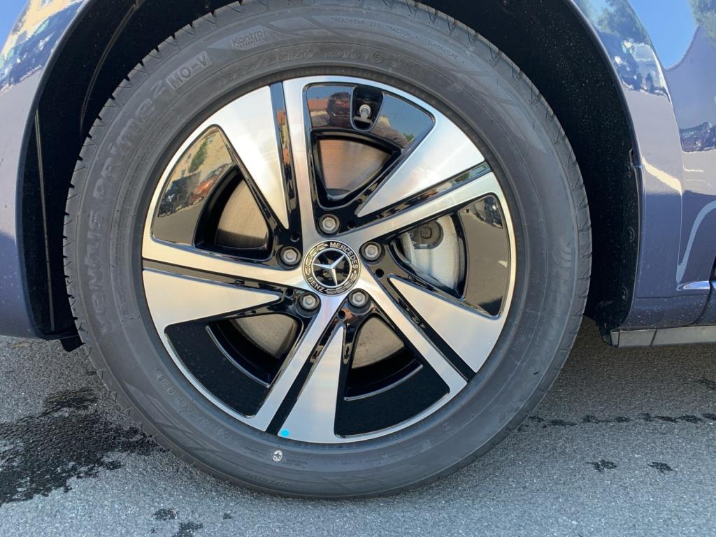 Mercedes-Benz V 250 d Lang MBUX+AHK+STHZG Mercedes-Benz V 250 d Lang MBUX+AHK+STHZG