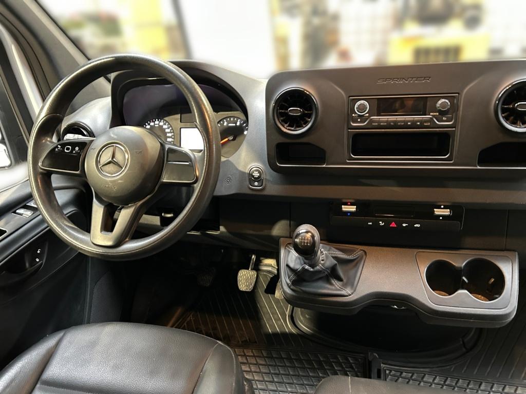 Mercedes-Benz Sprinter 211 CDI Pritsche Kompakt KLIMA+STHZG Mercedes-Benz Sprinter 211 CDI Pritsche Kompakt KLIMA+STHZG