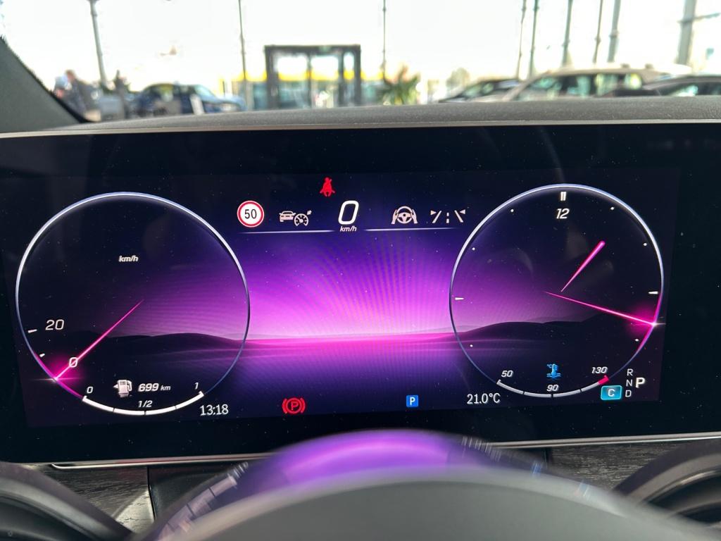 Mercedes-Benz V 300 d AVANTGARDE Extralang AIRMATIC+LED+NAVI Mercedes-Benz V 300 d AVANTGARDE Extralang AIRMATIC+LED+NAVI