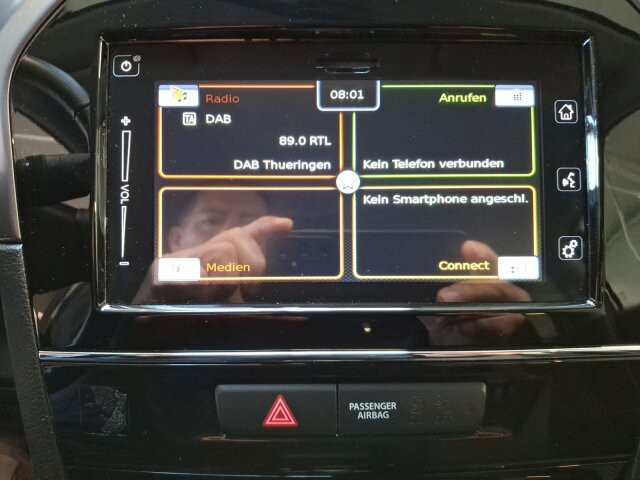 Suzuki Vitara 1.4 HYBRID Comfort Klimaautomatik Allwetter Suzuki Vitara 1.4 HYBRID Comfort Klimaautomatik Allwetter