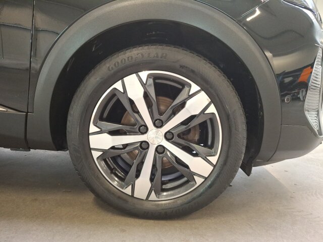 Peugeot 5008 Allure 130 +EPH+SHZ+LED+Navi+Mirror-Screen+ Peugeot 5008 Allure 130 +EPH+SHZ+LED+Navi+Mirror-Screen+