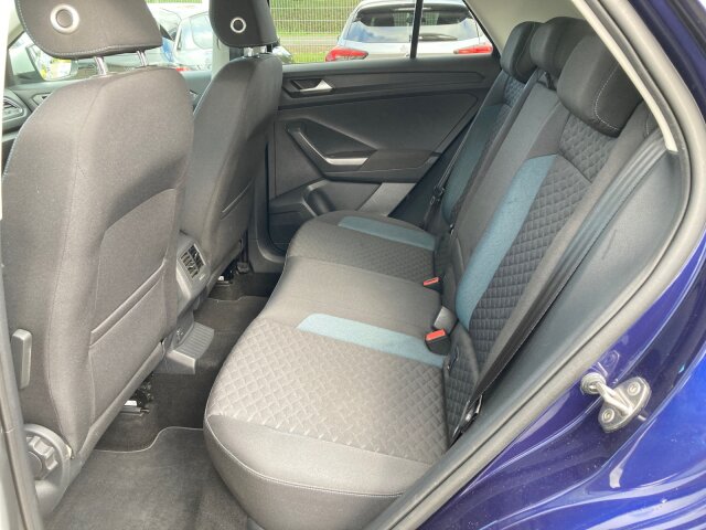 Volkswagen T-Roc 1.0 TSI IQ.DRIVE Climatronic Sitzheizung Volkswagen T-Roc 1.0 TSI IQ.DRIVE Climatronic Sitzheizung