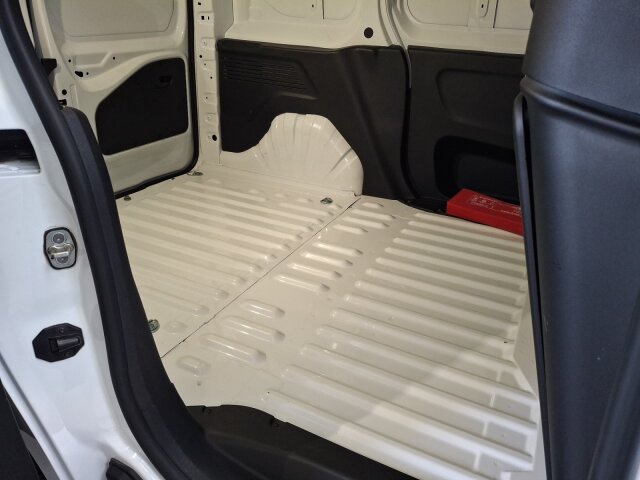 Citroën Berlingo 1.2PureTech 110 Klima/el.Sp/ Grip & Go Citroën Berlingo 1.2PureTech 110 Klima/el.Sp/ Grip & Go