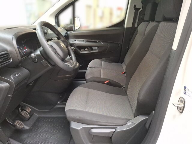 Citroën Berlingo 1.2PureTech 110 Klima/el.Sp/ Grip & Go Citroën Berlingo 1.2PureTech 110 Klima/el.Sp/ Grip & Go