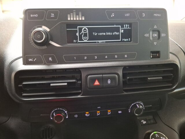 Citroën Berlingo 1.2PureTech 110 Klima/el.Sp/ Grip & Go Citroën Berlingo 1.2PureTech 110 Klima/el.Sp/ Grip & Go