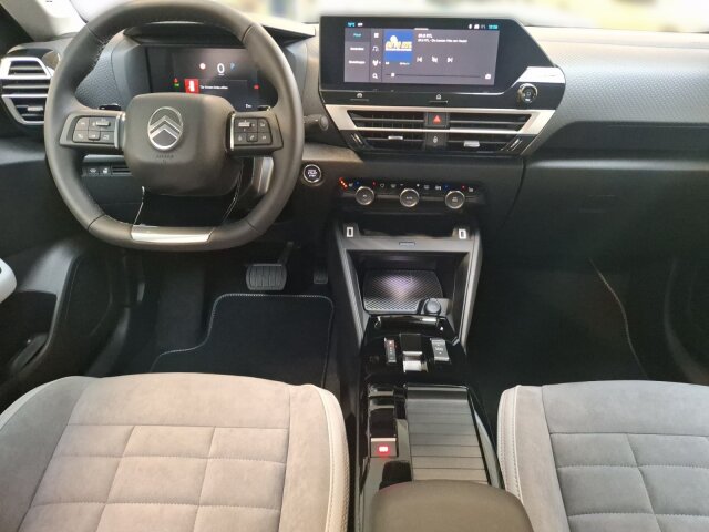 Citroën C4 MAX 130 AT8 +Navi+Pano-Dach+360°Kamera+ Citroën C4 MAX 130 AT8 +Navi+Pano-Dach+360°Kamera+