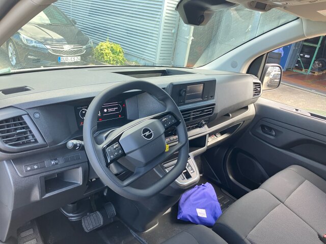 Opel Vivaro 2.0 D L erhöhte Nutzlast AHZV Opel Vivaro 2.0 D L erhöhte Nutzlast AHZV