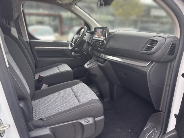 Citroën Spacetourer Plus XL BH 180 AT +LED+Kamera+AHK+ Citroën Spacetourer Plus XL BH 180 AT +LED+Kamera+AHK+