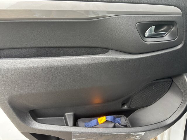 Citroën Spacetourer Plus XL BH 180 AT +LED+Kamera+AHK+ Citroën Spacetourer Plus XL BH 180 AT +LED+Kamera+AHK+