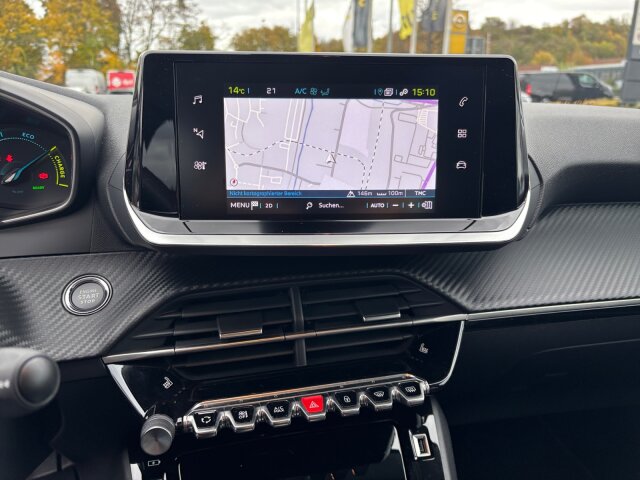 Peugeot e-208 Allure 136 +11KW OBC+Navi+EPH+SHZ Peugeot e-208 Allure 136 +11KW OBC+Navi+EPH+SHZ