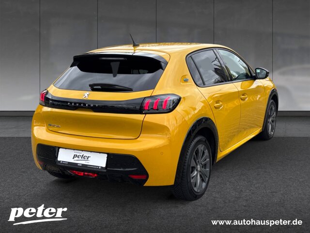 Peugeot e-208 Allure 136 +11KW OBC+Navi+EPH+SHZ Peugeot e-208 Allure 136 +11KW OBC+Navi+EPH+SHZ