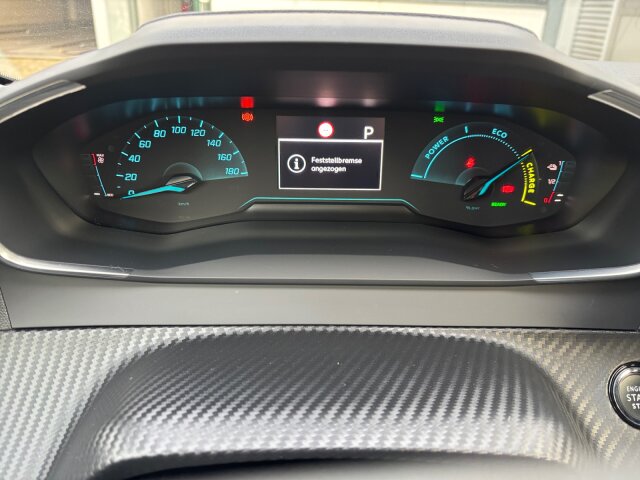 Peugeot e-208 Active 136 +11 KW OBC+DAB+Navi+SHZ Peugeot e-208 Active 136 +11 KW OBC+DAB+Navi+SHZ