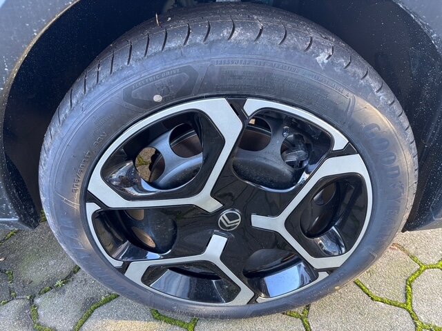 Citroën ë-C3 PLUS 113 44KW/h +11KW OBC+WINTER-Paket+LED Citroën ë-C3 PLUS 113 44KW/h +11KW OBC+WINTER-Paket+LED