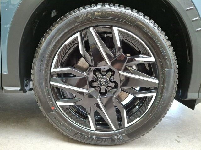 Peugeot 5008 GT 136 +Alcantara+Winter+LED Peugeot 5008 GT 136 +Alcantara+Winter+LED