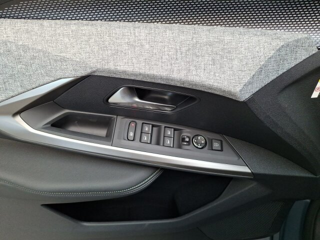 Peugeot 5008 GT 136 +Alcantara+Winter+LED Peugeot 5008 GT 136 +Alcantara+Winter+LED