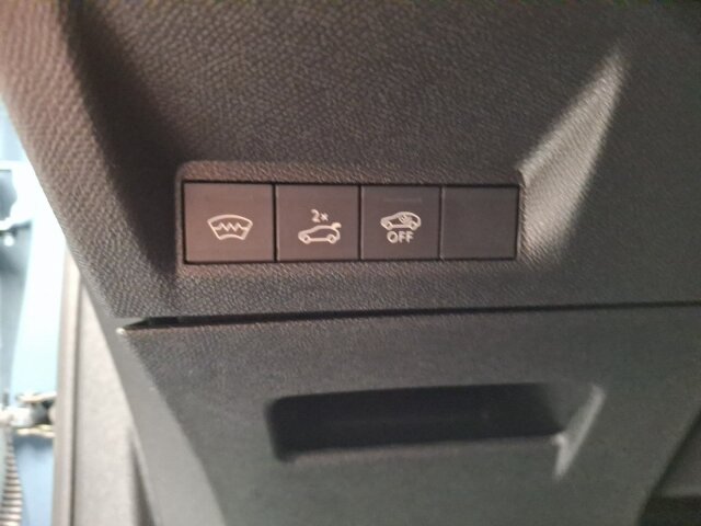 Peugeot 5008 GT 136 +Alcantara+Winter+LED Peugeot 5008 GT 136 +Alcantara+Winter+LED