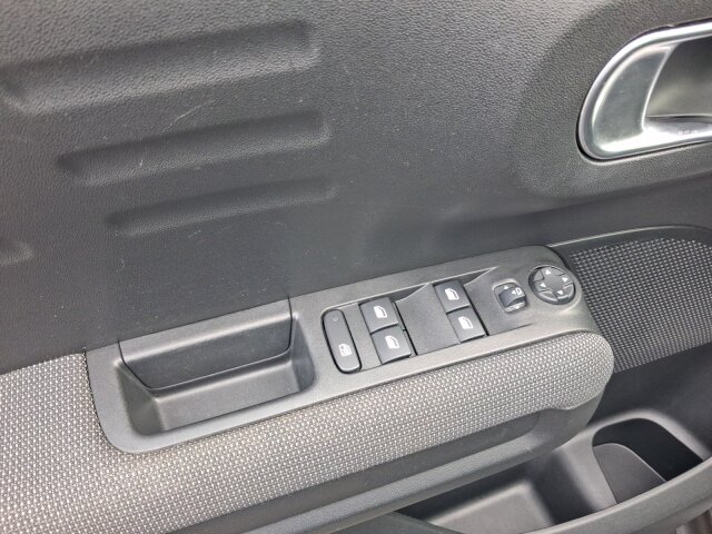 Citroën C3 Aircross Shine 110 +Klima+SHZ+Navi+Kamera+ Citroën C3 Aircross Shine 110 +Klima+SHZ+Navi+Kamera+