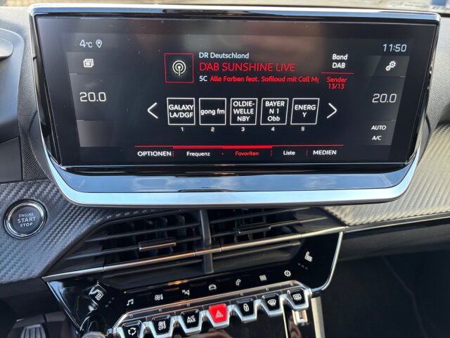 Peugeot 208 1.2 PT 100 Allure Pack Navi+SHZ+EPH+Kamera Peugeot 208 1.2 PT 100 Allure Pack Navi+SHZ+EPH+Kamera