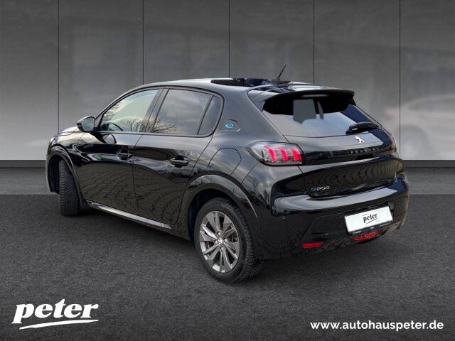 Peugeot e208 Allure 136 +11 KW OBC+LED+EPH+SHZ+ Peugeot e208 Allure 136 +11 KW OBC+LED+EPH+SHZ+