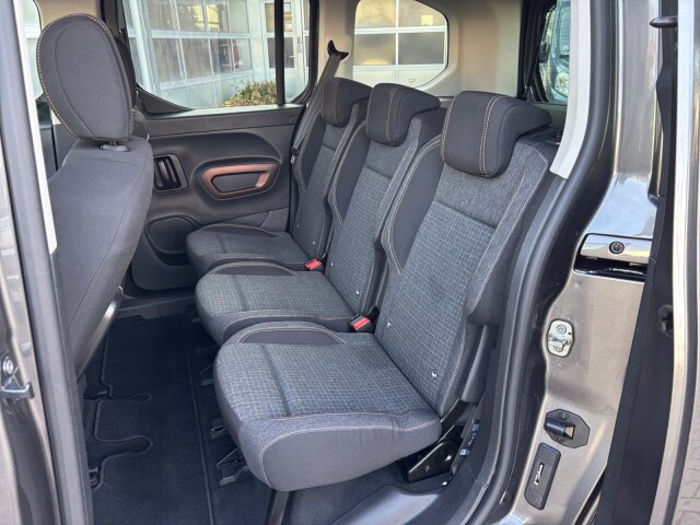 Peugeot eRifter GT 136 L1 Navi+AHZV+Kamera+11KW-Charrger Peugeot eRifter GT 136 L1 Navi+AHZV+Kamera+11KW-Charrger