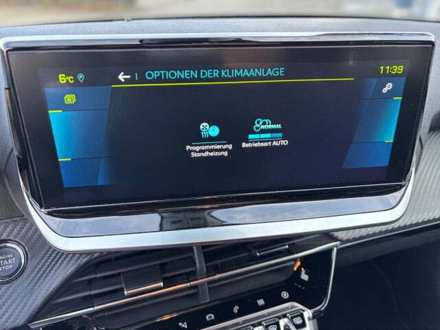 Peugeot e208 136 Allure Pack 11 KW Charger+Navi+SHZ+EPH Peugeot e208 136 Allure Pack 11 KW Charger+Navi+SHZ+EPH