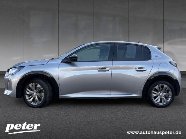 Peugeot e208 136 Allure Pack 11 KW Charger+Navi+SHZ+EPH Peugeot e208 136 Allure Pack 11 KW Charger+Navi+SHZ+EPH