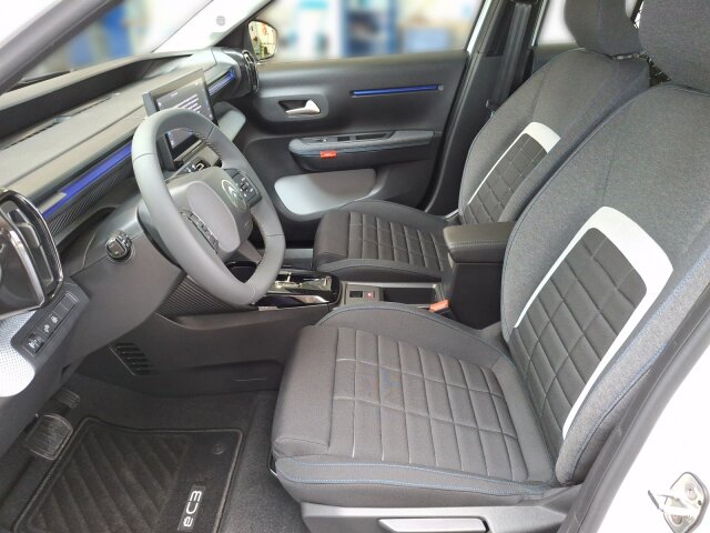 Citroën ë-C3 VAN N1 113PS +OBC-11KW+Navi+GJR+2-Sitze Citroën ë-C3 VAN N1 113PS +OBC-11KW+Navi+GJR+2-Sitze