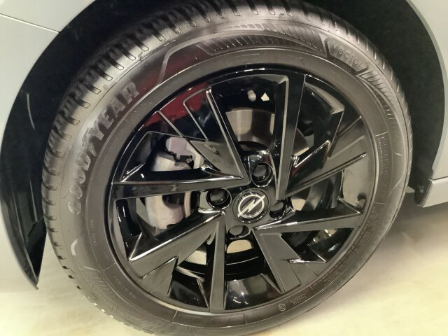 Opel Corsa F 1.2 Turbo GS Klimaautomatik Sitzheizung Allwetter 100PS Opel Corsa F 1.2 Turbo GS Klimaautomatik Sitzheizung Allwetter 100PS