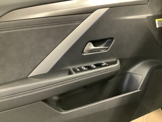 Opel Astra L ST 1.2 Turbo GS Klimaautomatik Sitzheizung Schiebe-/Hebedach Glas Opel Astra L ST 1.2 Turbo GS Klimaautomatik Sitzheizung Schiebe-/Hebedach Glas